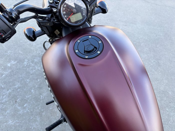 2022 Indian SCOUT BOBBER MAROON METALLIC