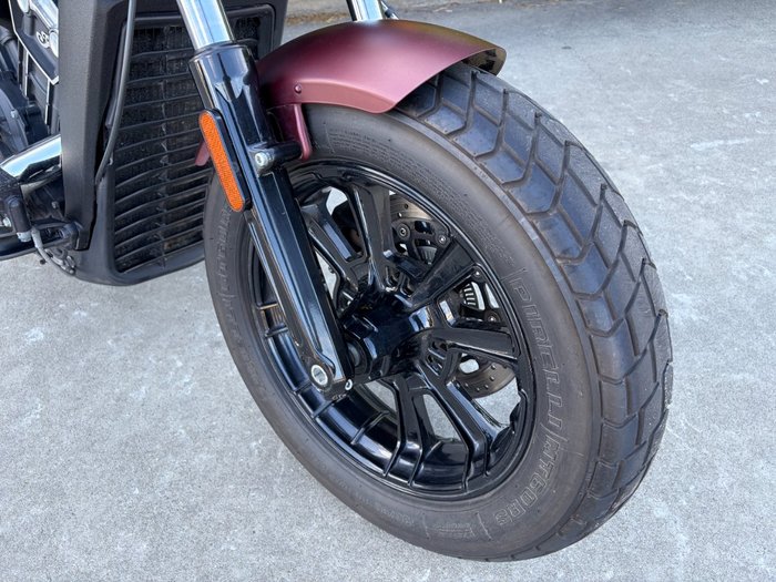 2022 Indian SCOUT BOBBER MAROON METALLIC