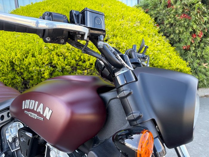 2022 Indian SCOUT BOBBER MAROON METALLIC
