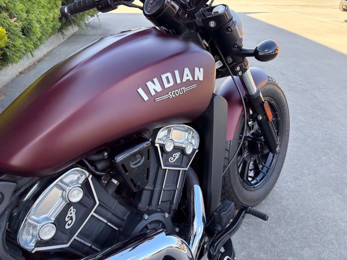 2022 Indian SCOUT BOBBER MAROON METALLIC