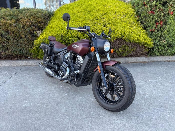 2022 Indian SCOUT BOBBER MAROON METALLIC