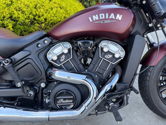 2022 Indian SCOUT BOBBER MAROON METALLIC