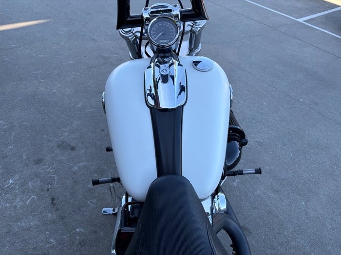 2017 HARLEY-DAVIDSON FXSB SOFTAIL BREAKOUT