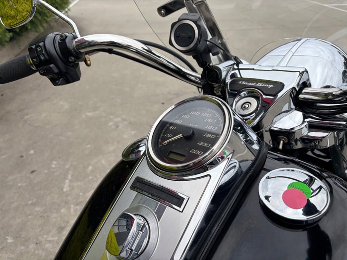 2016 HARLEY-DAVIDSON FLHR ROAD KING