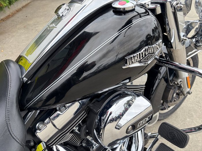 2016 HARLEY-DAVIDSON FLHR ROAD KING