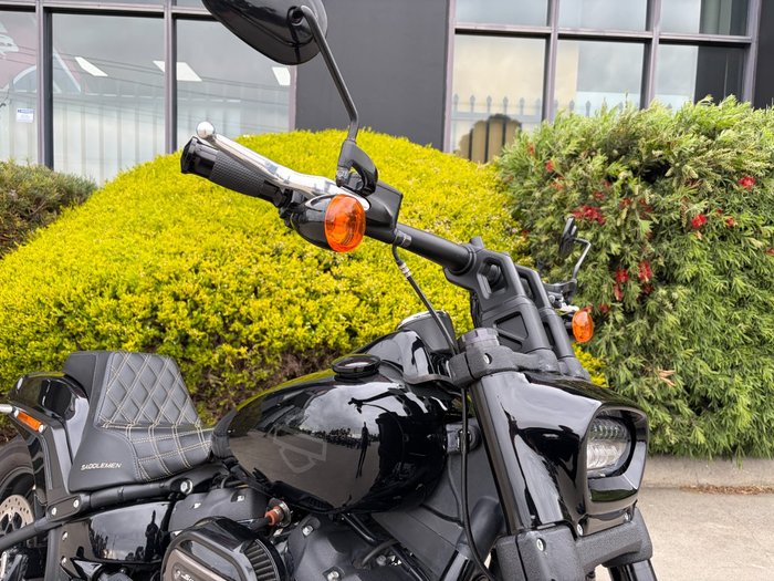 2019 HARLEY-DAVIDSON FXFBS FAT BOB (114) BLACK
