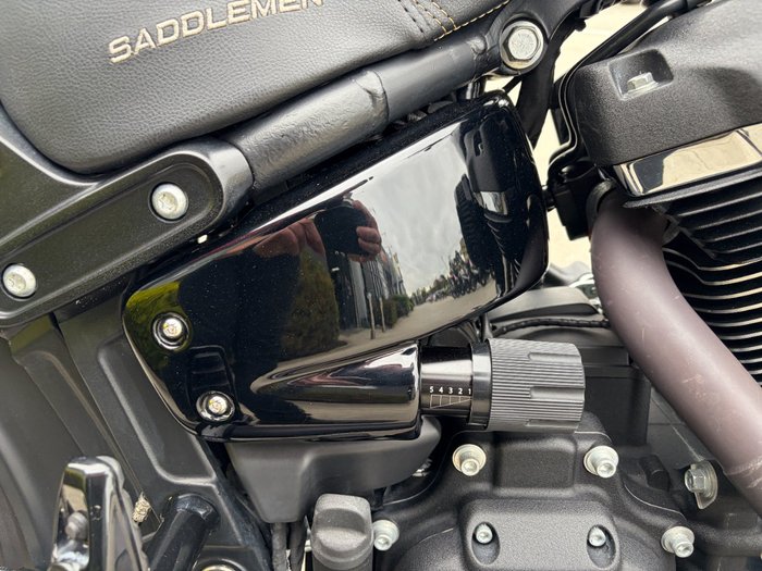 2019 HARLEY-DAVIDSON FXFBS FAT BOB (114) BLACK