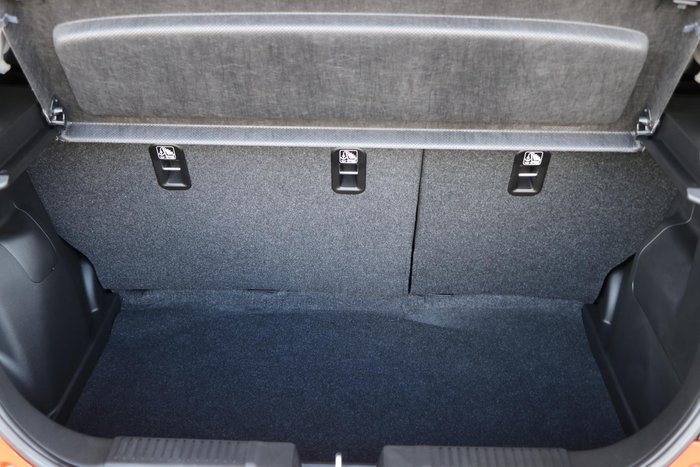 2025 Suzuki Swift Hybrid GLX