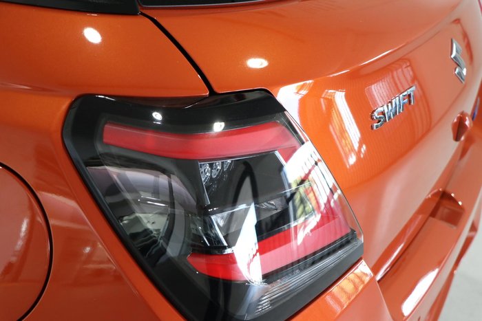 2025 Suzuki Swift Hybrid GLX