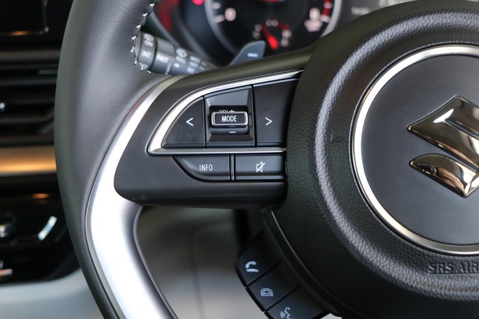 2025 Suzuki Swift Hybrid GLX