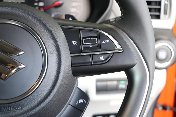 2025 Suzuki Swift Hybrid GLX