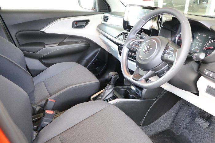 2025 Suzuki Swift Hybrid GLX