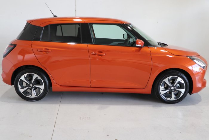 2025 Suzuki Swift Hybrid GLX