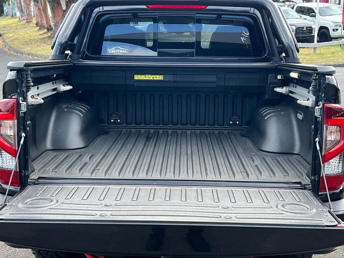 2021 Nissan Navara PRO-4X