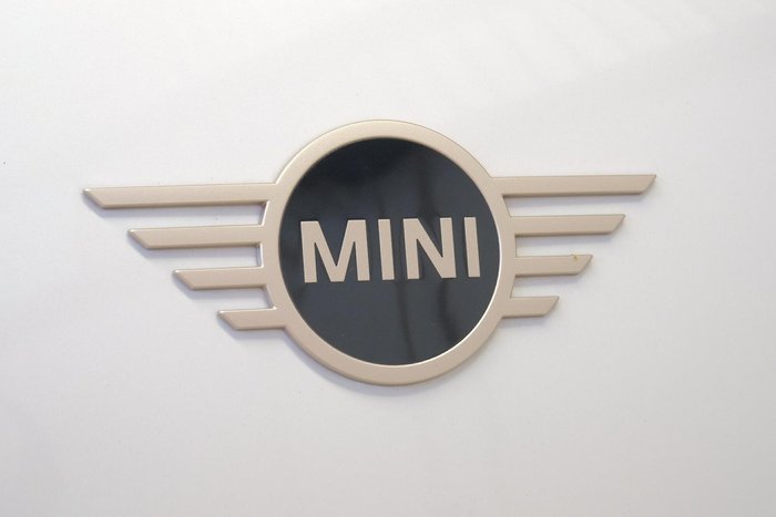 2024 MINI Countryman E Classic