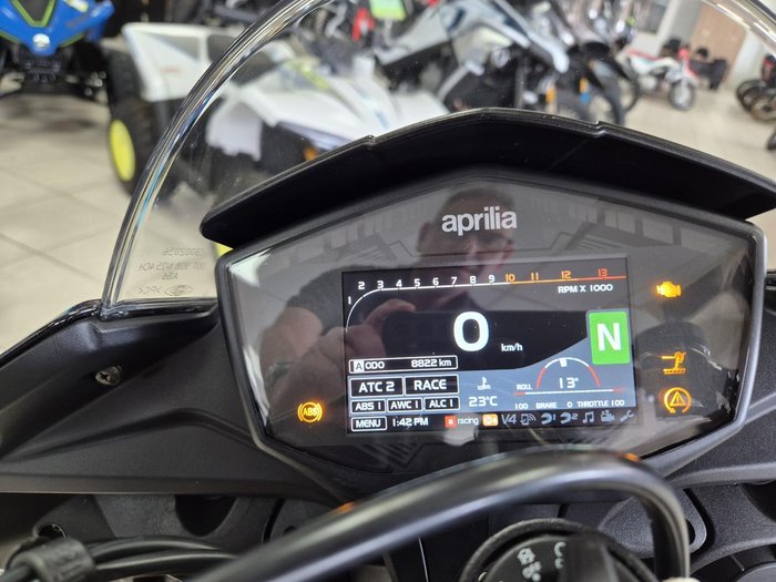 2018 Aprilia Tuono V4 1100 Factory Tuono Red