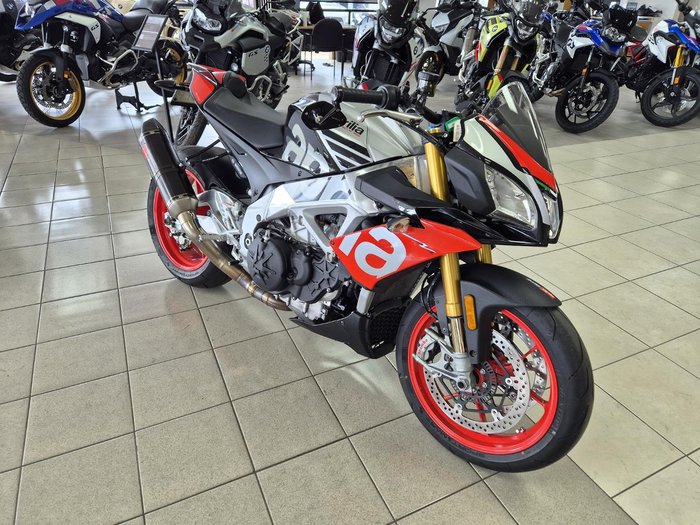 2018 Aprilia Tuono V4 1100 Factory Tuono Red