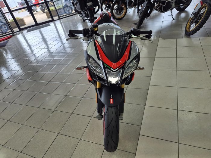 2018 Aprilia Tuono V4 1100 Factory Tuono Red