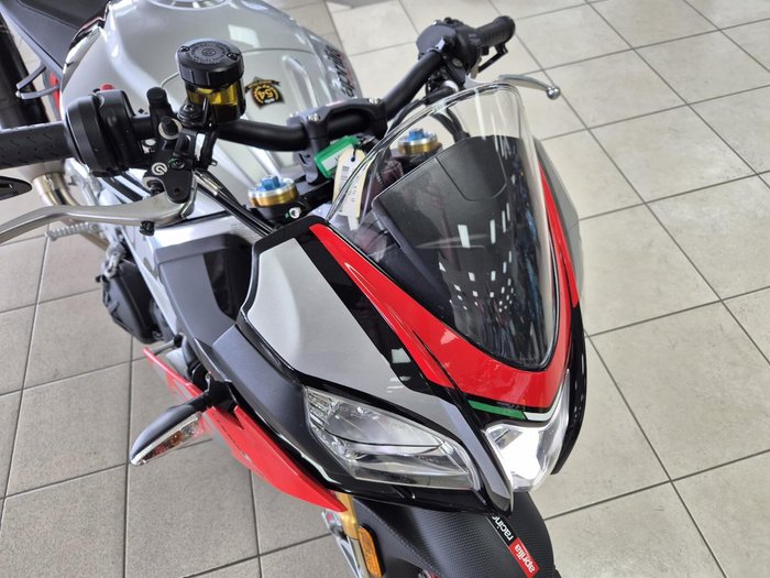 2018 Aprilia Tuono V4 1100 Factory Tuono Red