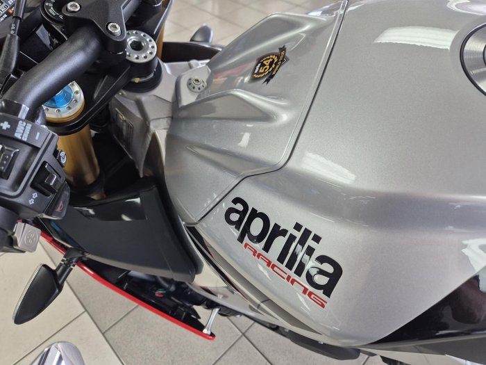 2018 Aprilia Tuono V4 1100 Factory Tuono Red