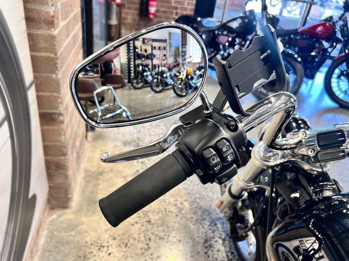 2022 Harley-Davidson Softail Standard 107 (FXST) Softail Black