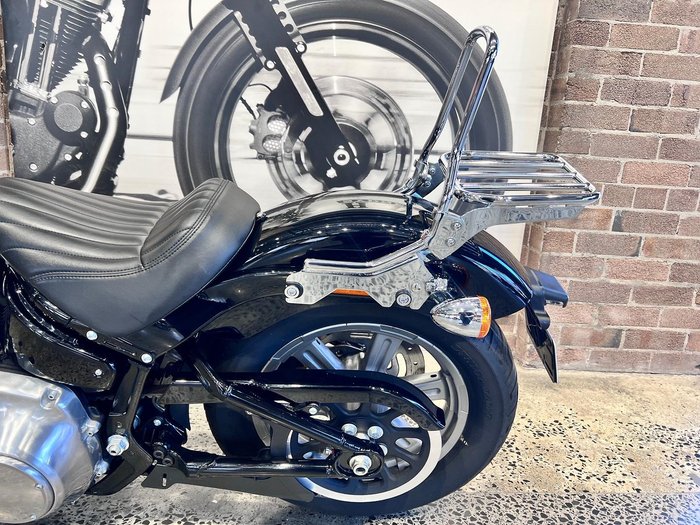 2022 Harley-Davidson Softail Standard 107 (FXST) Softail Black