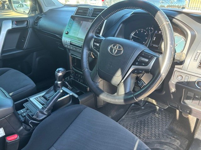 2021 Toyota Prado PRADO DSL WGN AT GXL 4277430 004 Glacier White