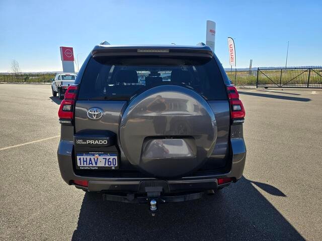 2020 Toyota Prado DSL WGN AT GXL Graphite