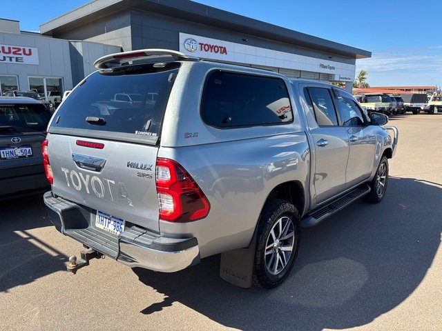2016 Toyota Hilux HILUX 4X4 2.8L DSL D/C 6AT SR5 1Y46290 002