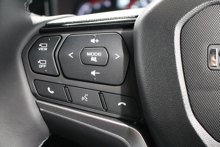 2025 Isuzu MU-X X-TERRAIN