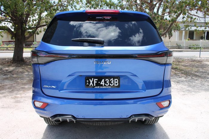 2025 Isuzu MU-X LS-T