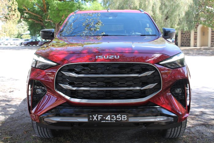 2025 Isuzu MU-X LS-T