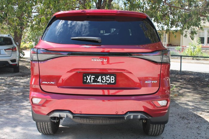 2025 Isuzu MU-X LS-T