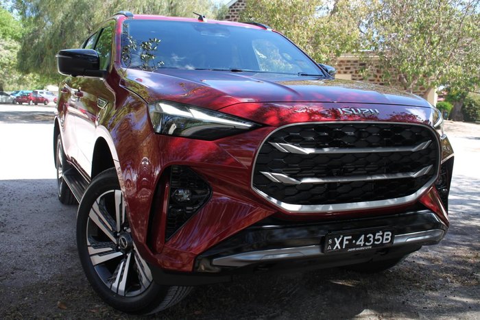 2025 Isuzu MU-X LS-T