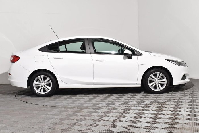 2017 Holden Astra LS+