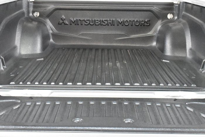 2022 Mitsubishi Triton GLS