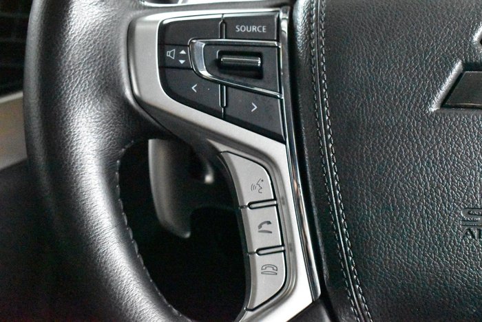 2022 Mitsubishi Triton GLS