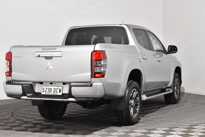 2022 Mitsubishi Triton GLS