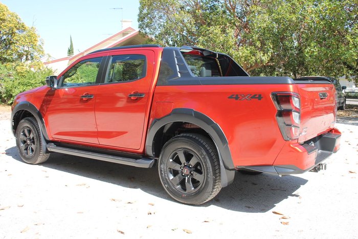2025 Isuzu D-MAX X-TERRAIN