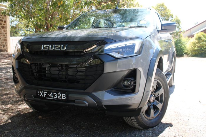 2025 Isuzu D-MAX X-TERRAIN
