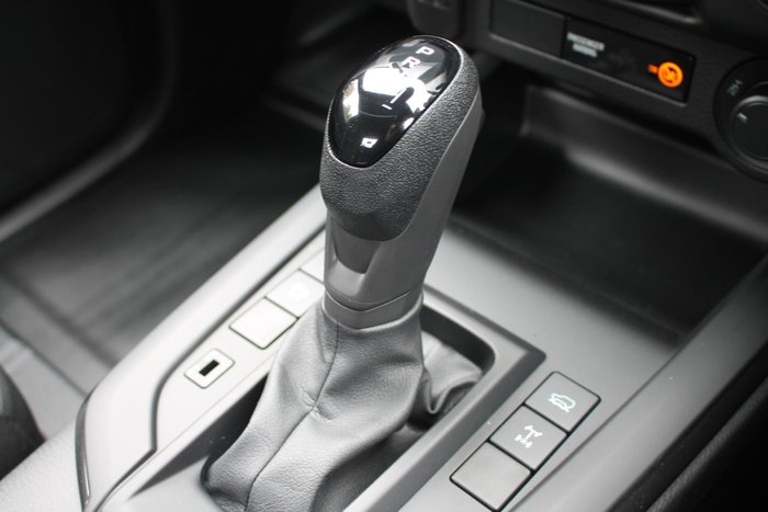 2025 Isuzu D-MAX X-RIDER