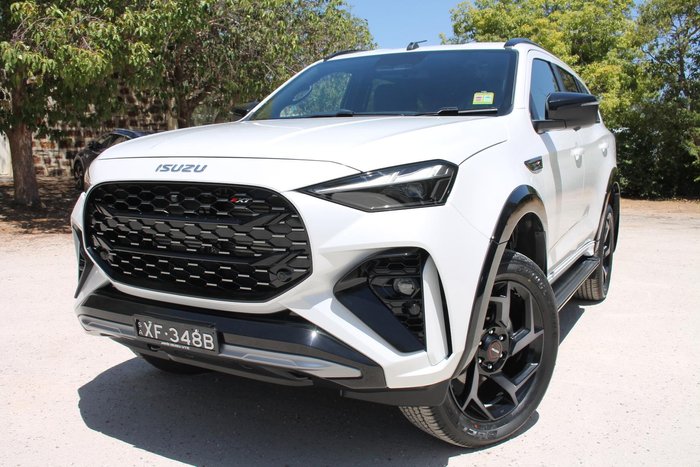 2025 Isuzu MU-X X-TERRAIN