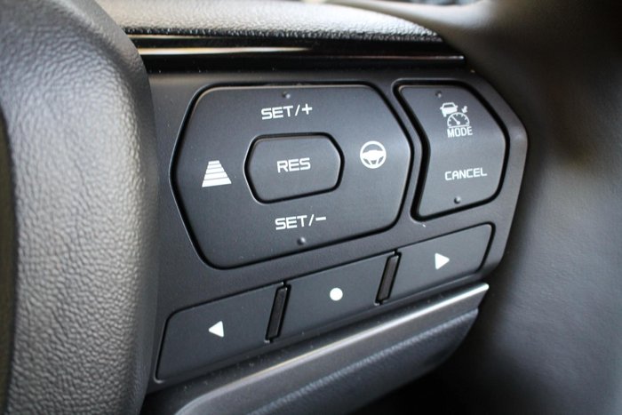 2025 Isuzu MU-X X-TERRAIN