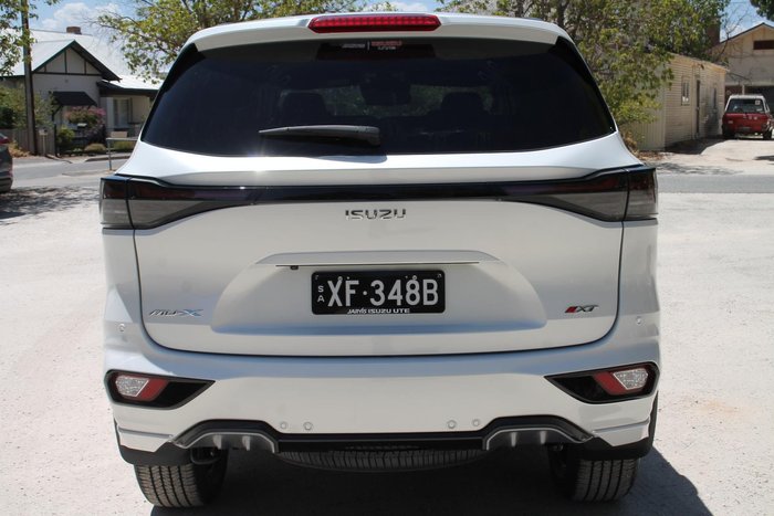 2025 Isuzu MU-X X-TERRAIN