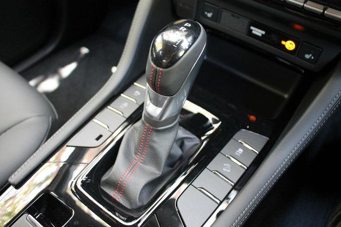 2025 Isuzu MU-X X-TERRAIN