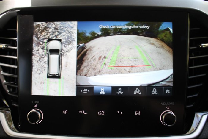 2025 Isuzu MU-X X-TERRAIN