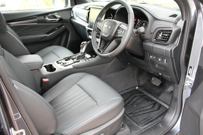 2025 Isuzu MU-X LS-T