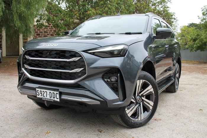 2025 Isuzu MU-X LS-T