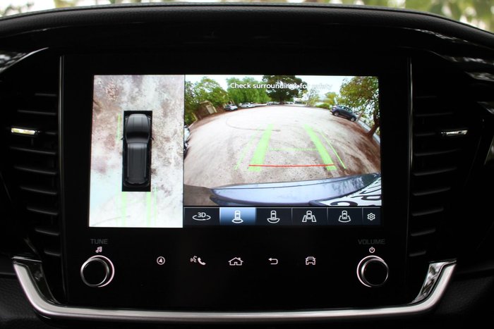 2025 Isuzu MU-X LS-T