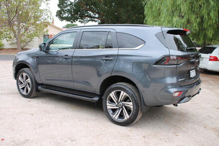 2025 Isuzu MU-X LS-T